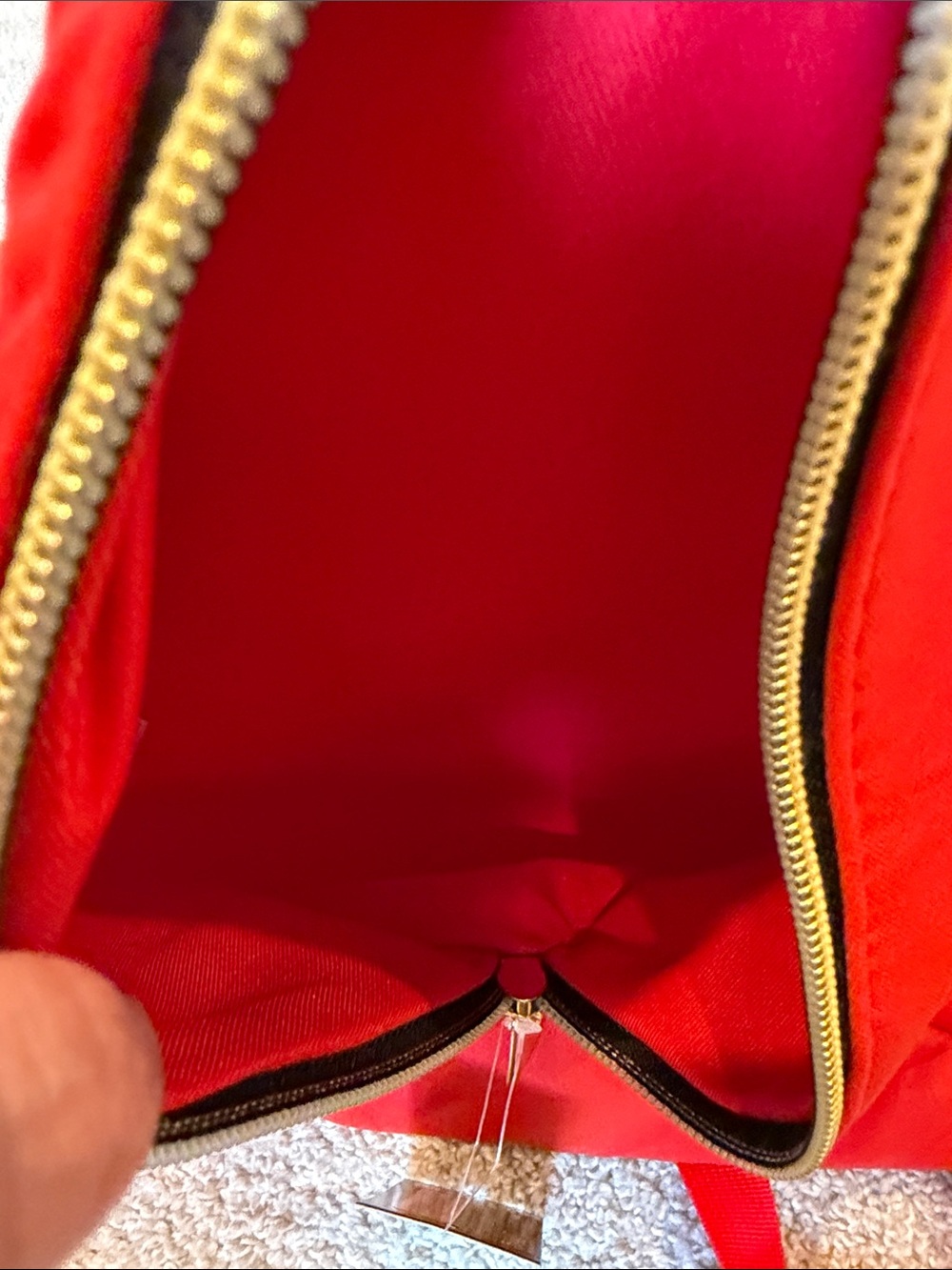 Carmen Sandiego Red Triangle Sling Backpack - Picture 3 of 3